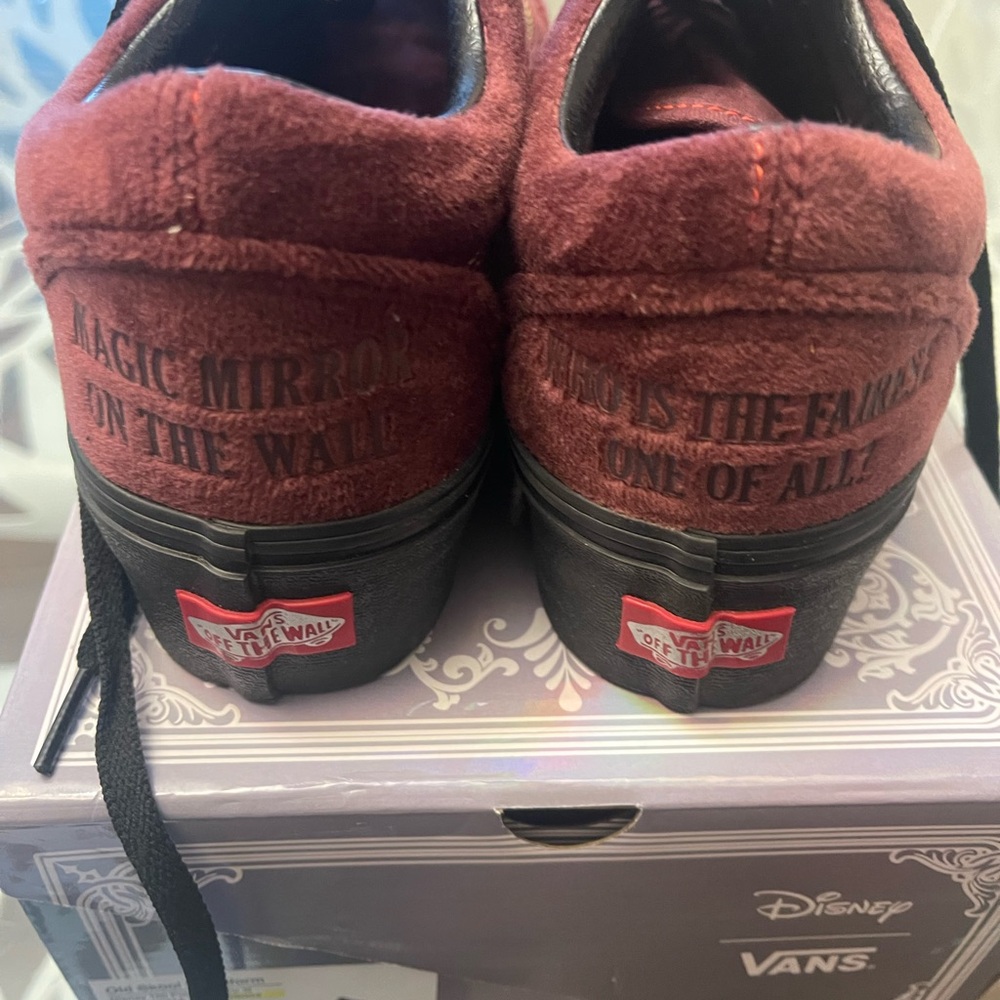 Vans x Disney Maroon Sneakers - Picture 4 of 4